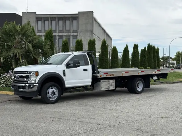 2022 Ford F600 XLT 4x4 20 Foot Roll Off Flatdeck Tow Truck in Heavy Trucks in Regina - Image 6