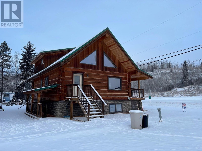 10407 LEMIEUX STREET Hudsons Hope, British Columbia Houses for Sale