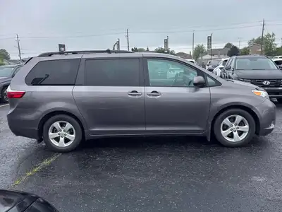 . **2016 TOYOTA SIENNA LE – 8 PASSENGER | NO ACCIDENT | HIGHWAY KM!** **207,000 KM | 8 PASSENGER | N...