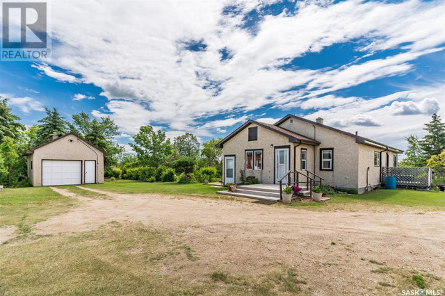 Wiebe Acreage Corman Park Rm No. 344, Saskatchewan in Houses for Sale in Saskatoon - Image 3