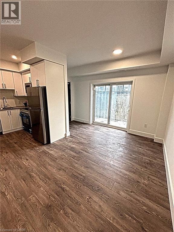 6638 MCLEOD Road Unit# 115 Niagara Falls, Ontario 3