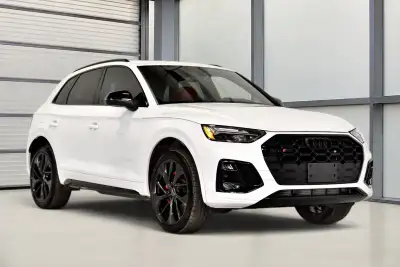 raction intégrale Audi quattro / V6 3.0T 349 chevaux / Écran tactile / Toit ouvrant panoramique / Ca...