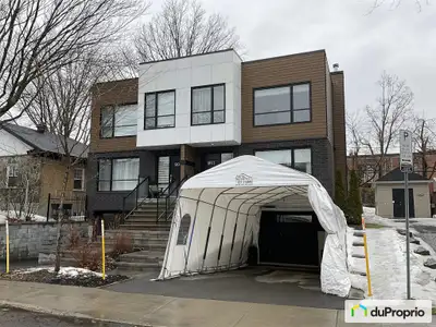 Située sur la recherchée avenue Madeleine-de Verchères, cette propriété offre un cadre de vie paisib...