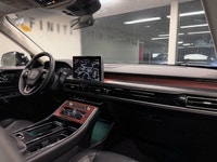 The 2024 Lincoln Aviator Reserve is a refined and powerful three-row luxury SUV that offers a compel... (image 9)