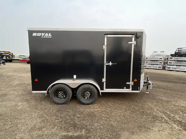 2026 Royal Cargo LCHT35-614V-78 Enclosed Cargo Trailer in Cargo & Utility Trailers in Edmonton - Image 3