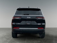 Thanks for viewing our House Of Cars Chinook Inventory! AMVIC licensed dealer! The 2023 Jeep Grand C... (image 4)