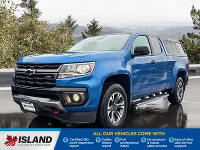 Adventure awaits with this 2022 Chevrolet Colorado Z71, dressed in a head-turning Bright Blue Metall...