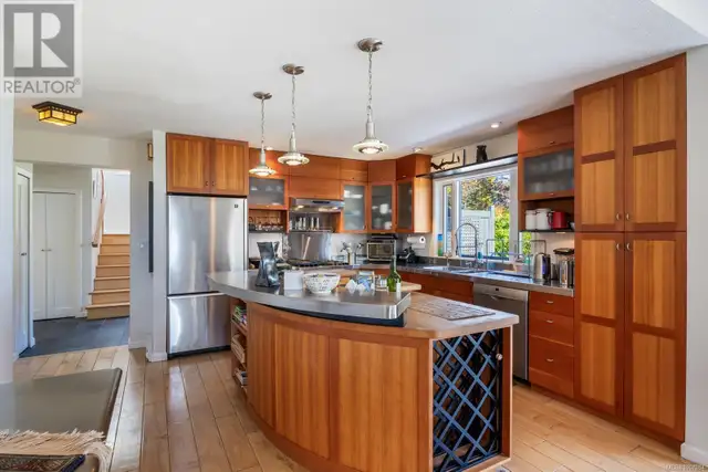 1901 East Rd Denman Island, British Columbia in Houses for Sale in Comox / Courtenay / Cumberland - Image 10