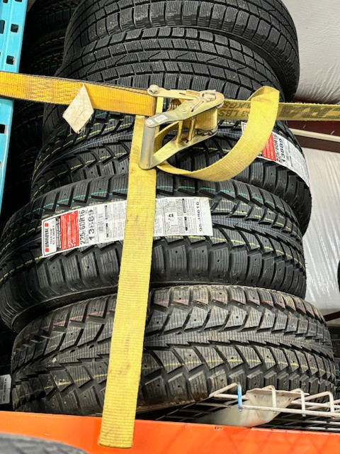 225/60/16 Uniroyal Tiger Paw Ice & Snow Winter tires sale $349 in Tires & Rims in Mississauga / Peel Region - Image 3