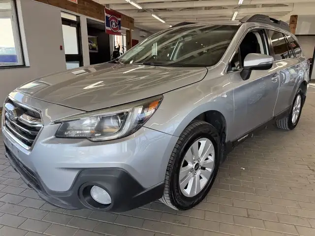 2018 Subaru Outback 2.5i Touring in Cars & Trucks in Longueuil / South Shore - Image 2