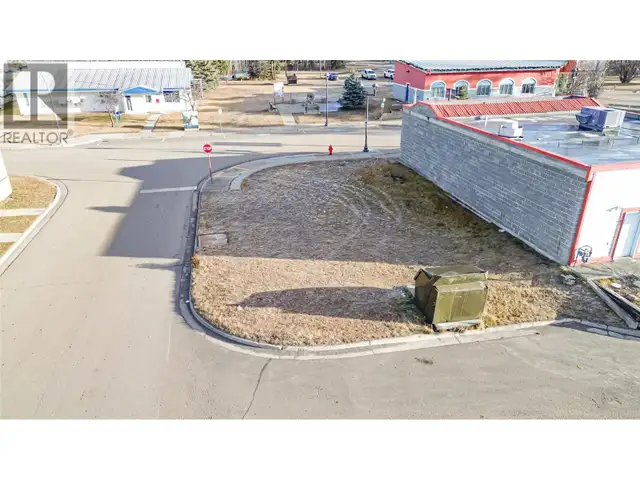310 Iles Way Tumbler Ridge, British Columbia in Land for Sale in Dawson Creek - Image 5