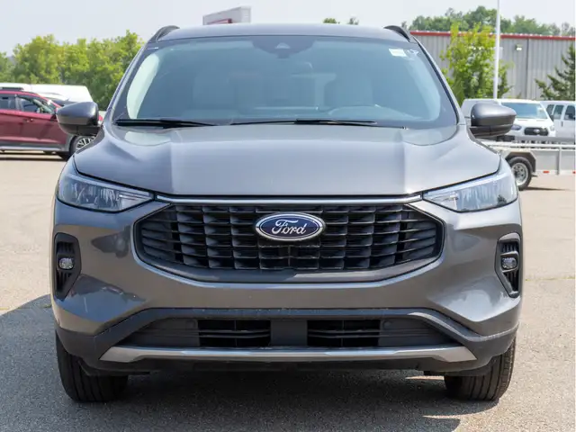 2024 Ford Escape PHEV443342013407569927