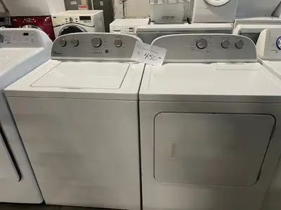 Heures d’ouverture : 10H à 18H du lundi au vendredi / 10H à 17H le samedi / 10H à 16H le dimanche. N...