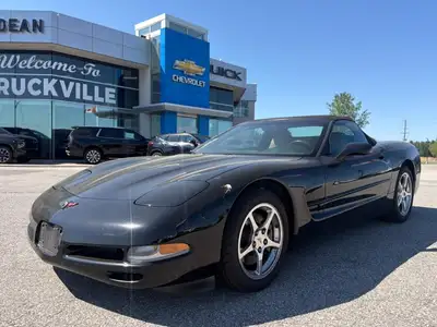 Experience the thrill of the 2000 Chevrolet Corvette 2dr Convertible with its striking color and rea...