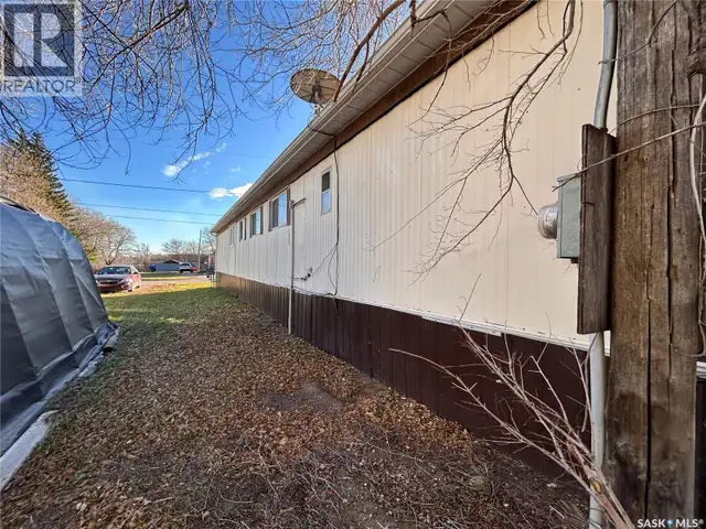 211 Railway AVENUE Wawota, Saskatchewan in Houses for Sale in Regina - Image 32
