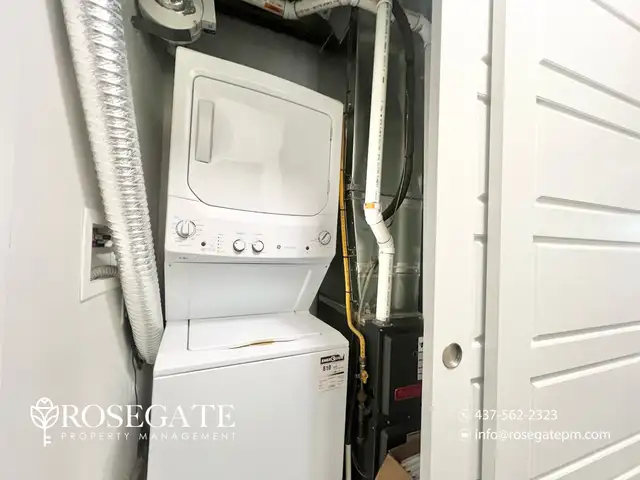 Modern 2-Bedroom Condo-Townhouse with Balcony & Parking – Kitche in Long Term Rentals in Kitchener / Waterloo - Image 14