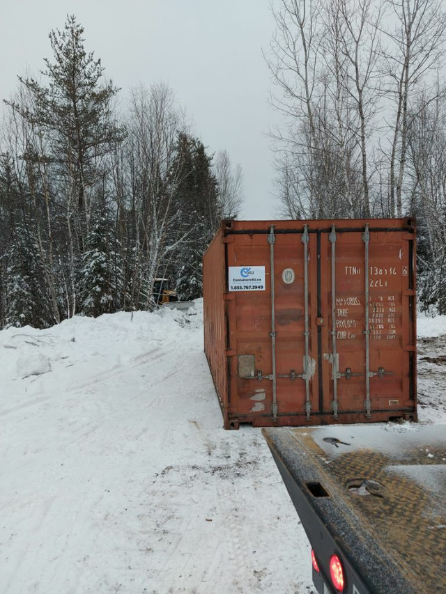 Used Storage and Shipping Containers On Sale - SeaCans - SSMC in Other in Sault Ste. Marie - Image 2