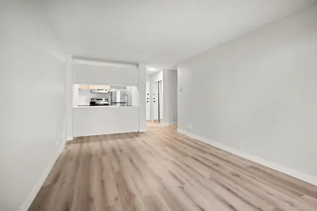 3.5 Style Condo, Tout inclus, Semi-Meublé 1,395.00$ in Long Term Rentals in City of Montréal - Image 9