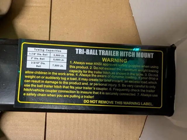 UNKNOWN TRI-BALL HITCH in Heavy Trucks in Saskatoon - Image 5