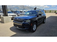 Engine: V6 Cylinder Engine 3.6L L/100Km City: 12.3 L/100Km Hwy: 9.2 Safety Equipment ABS And Driveli... (image 3)