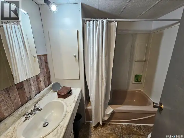 702 Railway AVENUE Arcola, Saskatchewan in Houses for Sale in Regina - Image 21