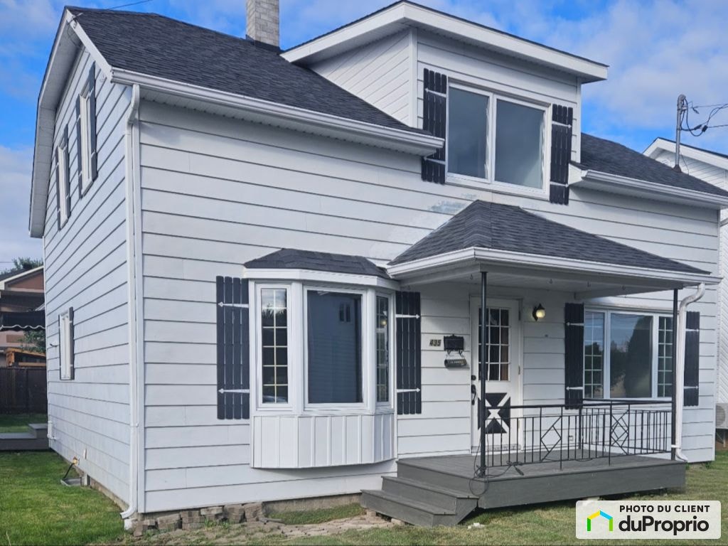 $340,000 - 1 1/2 Storey for sale in Alma — photo 1