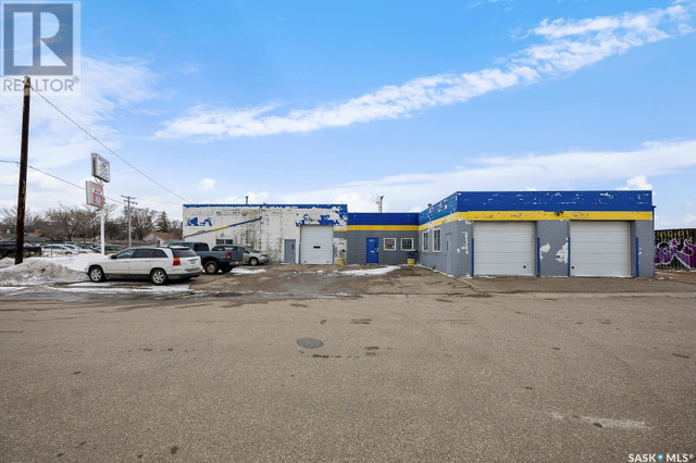 1524 MONTREAL STREET Regina, Saskatchewan in Commercial & Office Space for Sale in Regina - Image 2