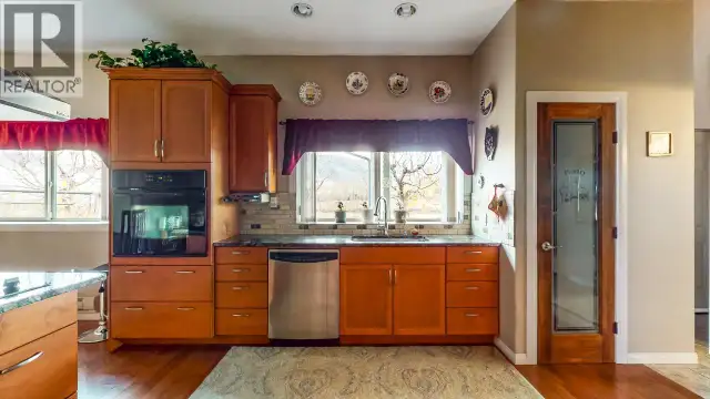 7231 ISLAND Road Oliver, British Columbia in Houses for Sale in Penticton - Image 18