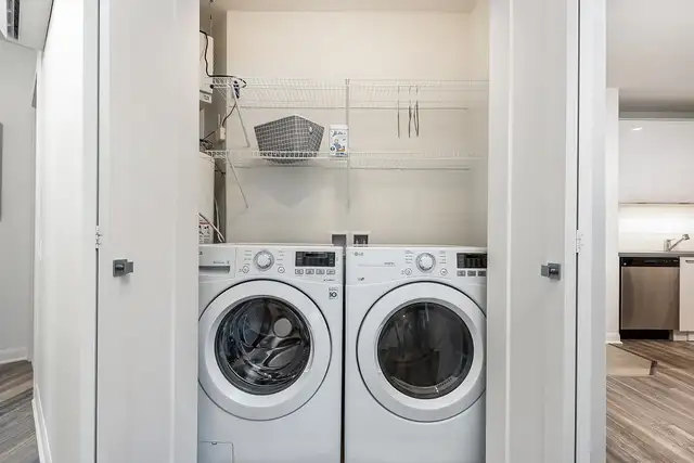 2 ch (4 1 2) / 2 bedroom Appartement à louer à Brossard in Long Term Rentals in Longueuil / South Shore - Image 10