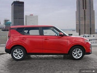 Crowfoot Hyundai, AMVIC Licensed Dealer Why This Is The SOUL For YOU: 2.0L 4 cylinder engine w/ 147h... (image 5)