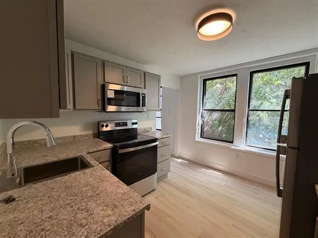 109 Germain Street Suite 2- 1st month rent FREE in Long Term Rentals in Saint John - Image 6