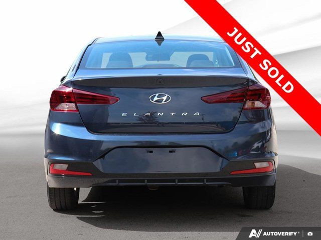 2020 Hyundai Elantra Preferred w/ Sun & Safety Pkg | Forward dans Autos et camions  à Hamilton - Image 4