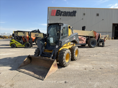Hours: 2544 | Location: Calgary, AB, CA | Booms: Self-Leveling; Buckets: General Purpose Bkt; Operat...