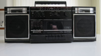 SANYO -AM/FM Stereo Radio Cassette Recorder - Ghetto Blaster