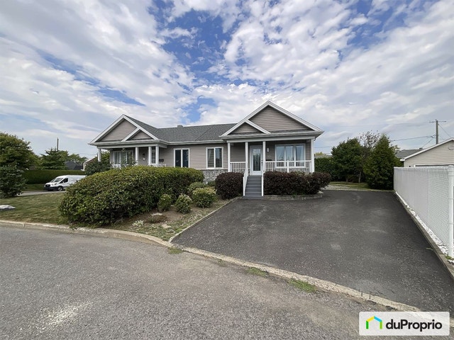 $480,000 - Semi-detached for sale in Charlesbourg — photo 1