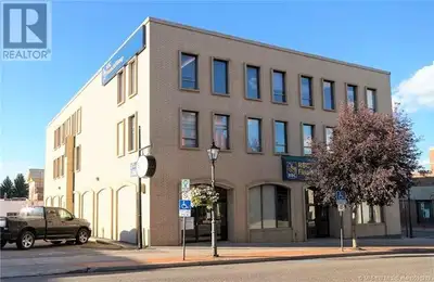 Second level office space for lease in the Royal Bank Building, situated in the heart of downtown. T...