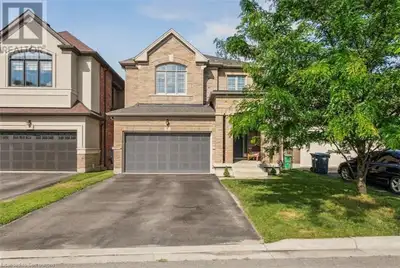 8 CAROL HILL Court Brampton, Ontario