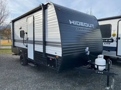 This lightweight travel trailer is designed for comfort, convenience, and family adventures. With a...