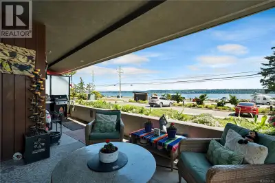 Experience luxury coastal living at Parq Shore. Ideally located across from the Seawalk and just min...