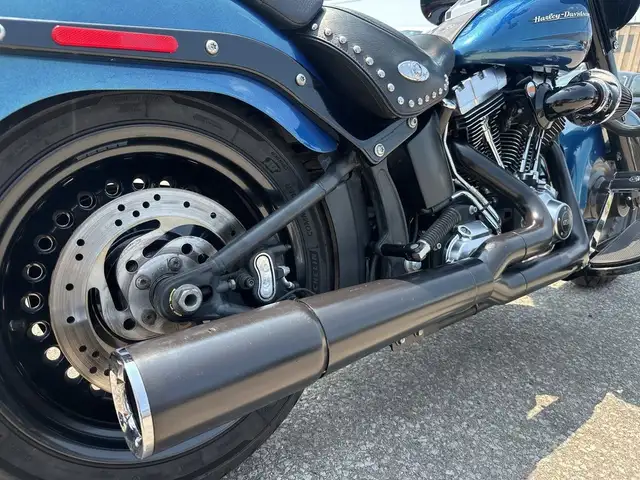 2014 Harley-Davidson Fat Boy ~ FAT BOY ~ 103CU ~ VANCE & HINES ~ in Street, Cruisers & Choppers in City of Toronto - Image 13