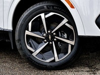 Welcome To Sherwood Park Chevrolet. The #1 Volume Chevrolet Dealer in Canada. This Chevrolet EQUINOX... (image 5)