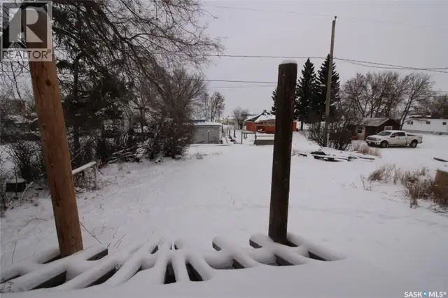 513-515 2nd AVENUE S Simmie, Saskatchewan in Houses for Sale in Swift Current - Image 31