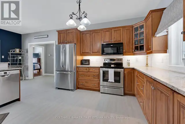 2600 RAMSAY CONCESSION 2B Mississippi Mills, Ontario in Houses for Sale in Ottawa - Image 11