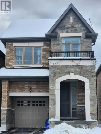 Beautiful detached home located in one of Whitby's prime locations. This spacious home features 4 be...