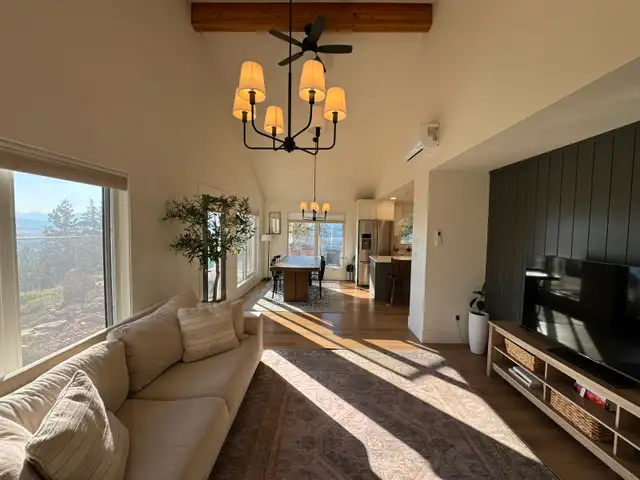 Beautiful 3 Bedroom + 2 Bathroom Home on 1.3 Acres – South BX, V in Long Term Rentals in Vernon - Image 3