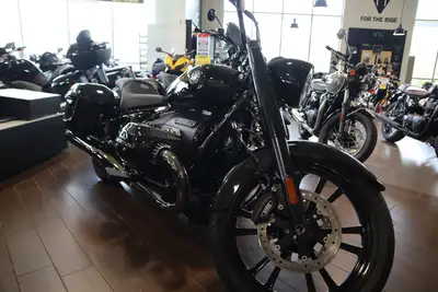 Argyll Motorsports 2024 BMW R 18 Roctane Black Storm Metallic TOURING WITH A COOLNESS FACTOR The R 1...