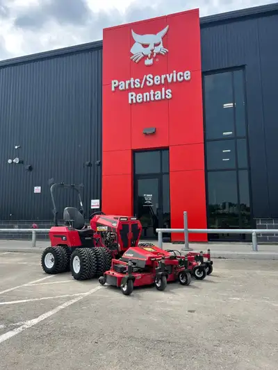 2022 Steiner, with mower deck and duals!, View more