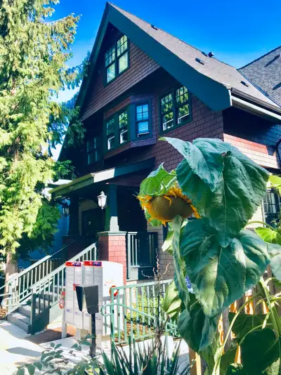 Gertie's House Location: The West End is a vibrant and thriving community. Adjacent to downtown Vanc...