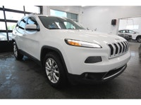 Jeep Cherokee Limited V6 2016 avec moteur V6 3.2L developpant 271 HP et traction integrale 4x4 perfo... (image 8)