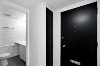 In the West End! If you're looking for Yaletown fit and finish with a West End English Bay view, the... (image 5)